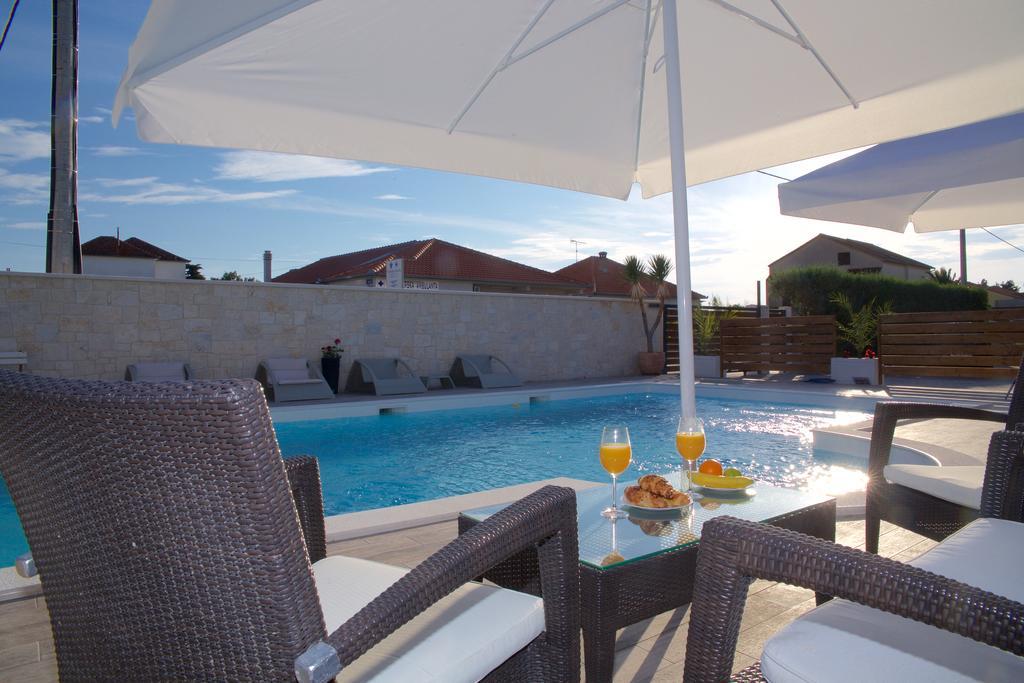 Banic Apartments With Pool Біоград-на-Мору Екстер'єр фото